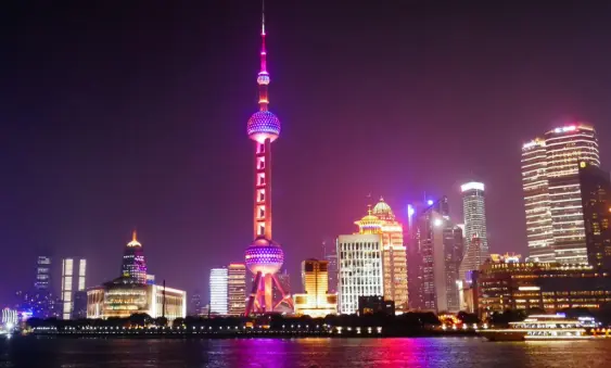 马桥AI小镇旁看F1国际赛车场观赛，旗忠网球中心旁藏了个什么宝藏地？