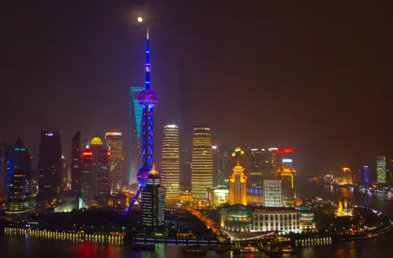 婚前买房加名风波：一段感情为何败给一个名字？💔