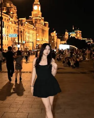 金门大酒店：南京路步行街老字号里的时光密码 🏨